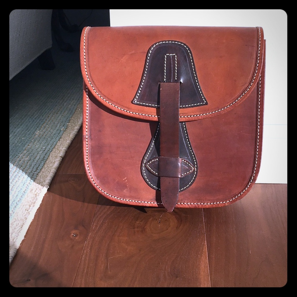 Handmade leather saddlebag/purse from Ecuador.